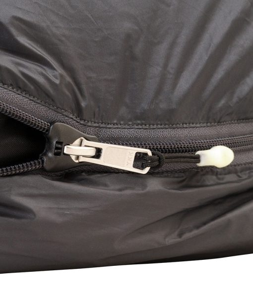 ONE PLANET bungle sleeping bag detail zip