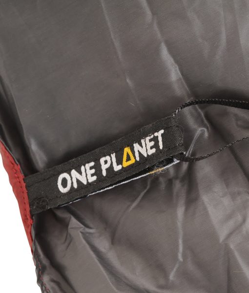 ONE PLANET quest zero quilt detail tab and loop